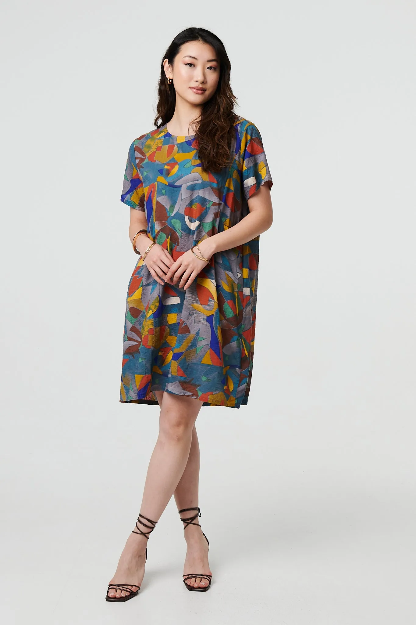 Abstract Short Sleeve Short Shift Dress