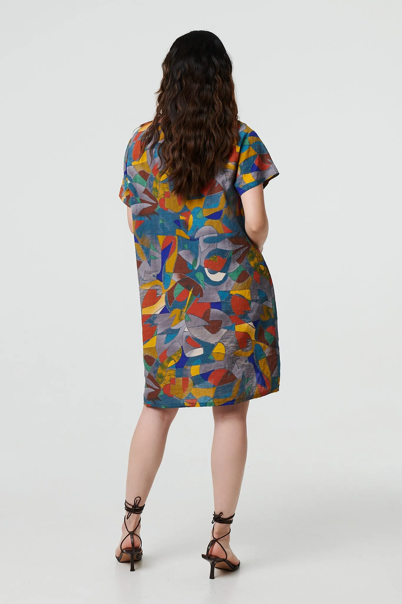 Abstract Short Sleeve Short Shift Dress