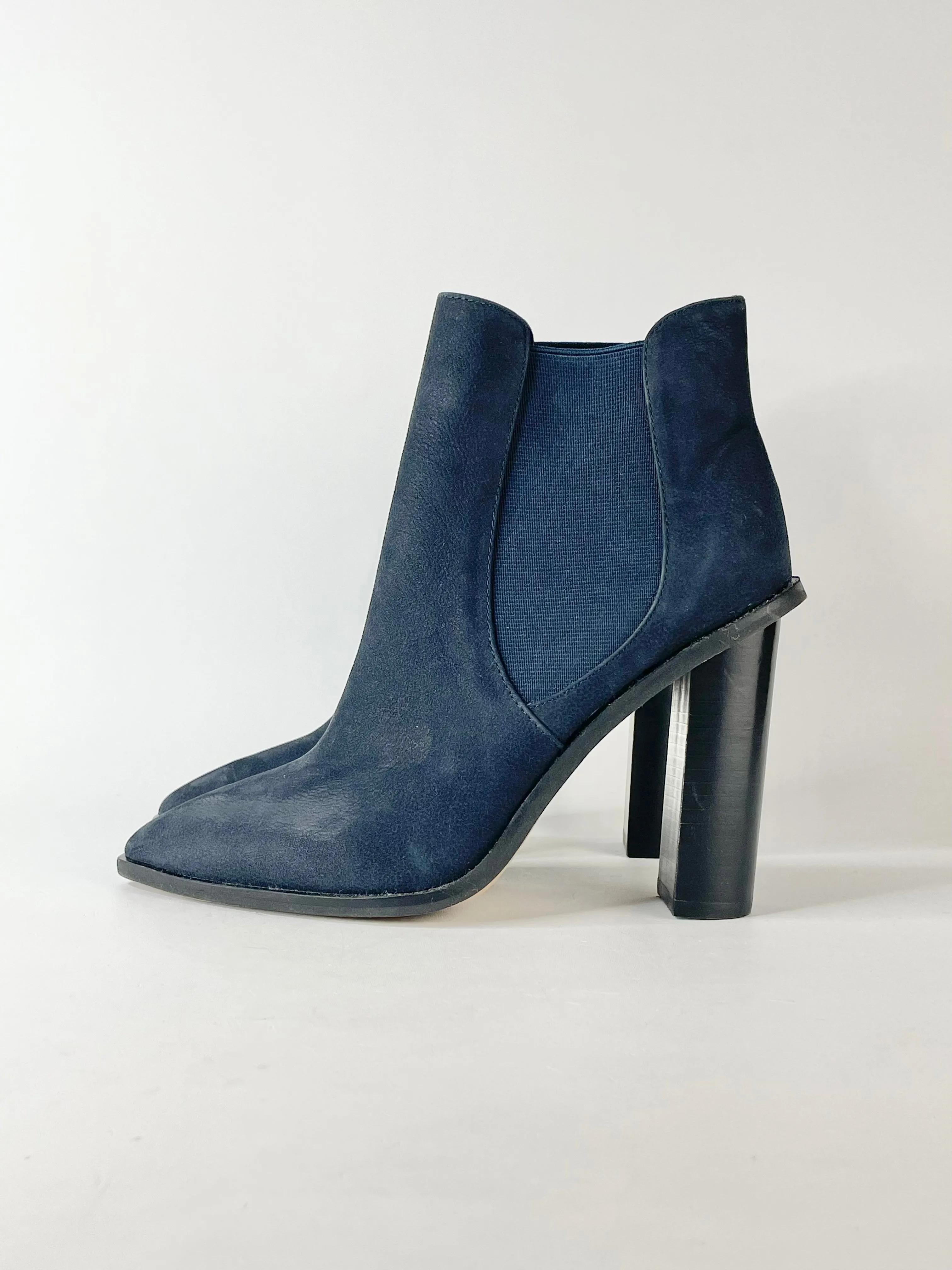 Alias Mae Navy Blue Suede Point Toe Ankle Boots - EU38