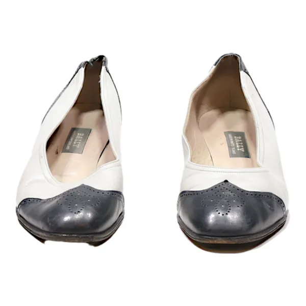 BALLY Brogue Style Pump Heels White Leather Womens UK 7