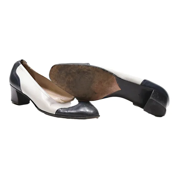 BALLY Brogue Style Pump Heels White Leather Womens UK 7