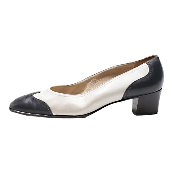 BALLY Brogue Style Pump Heels White Leather Womens UK 7