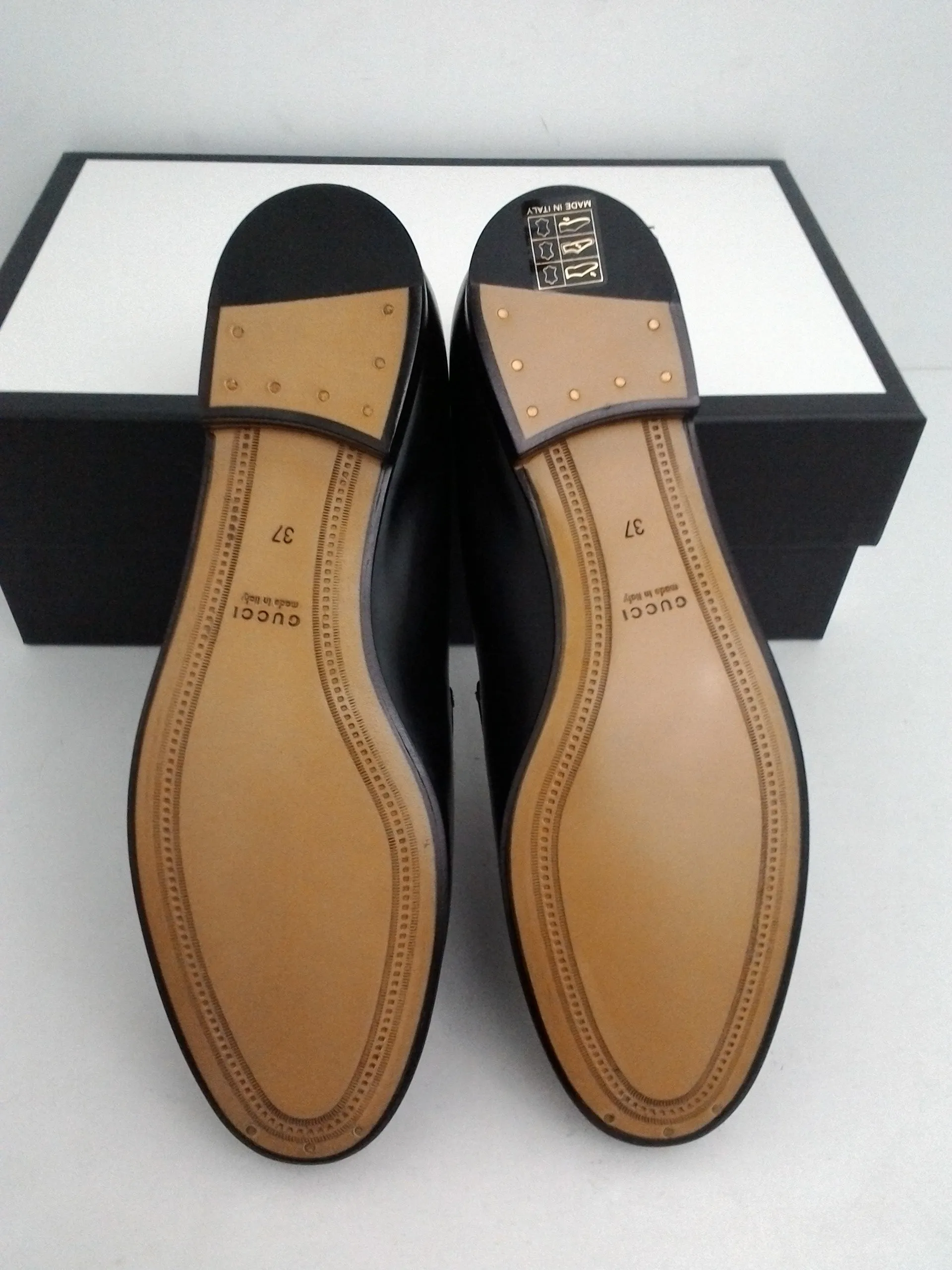 Gucci Women's Betis Glamour Black Leather Loafers Size 37