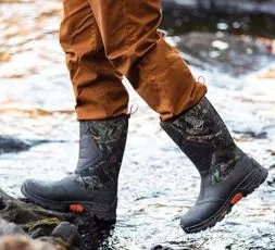 Muck Mossy Oak Country DNA Apex Pro Vibram Arctic Grip All Terrain Boot
