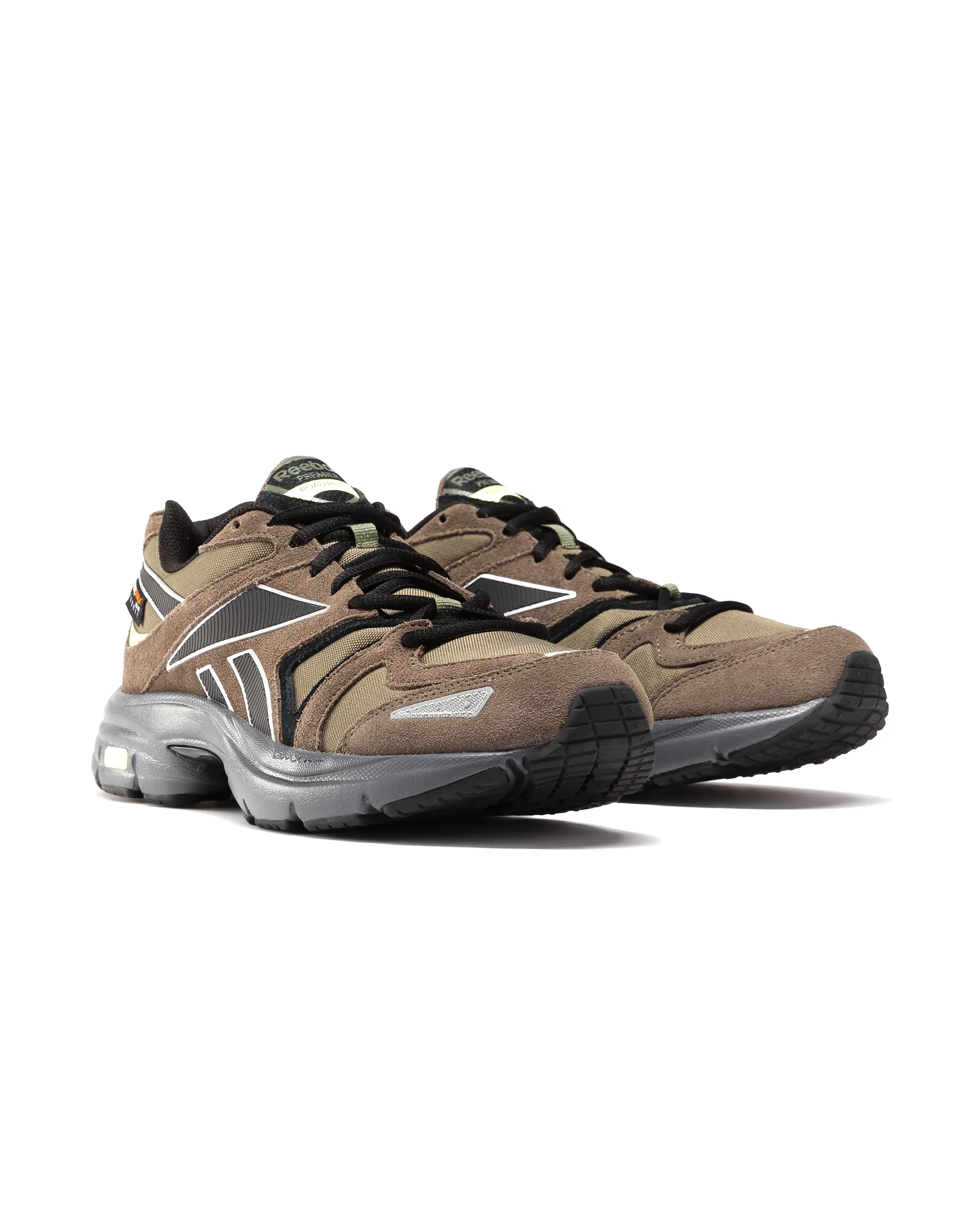 Premier Road Plus Vi - Grout / Hunter Green / Black