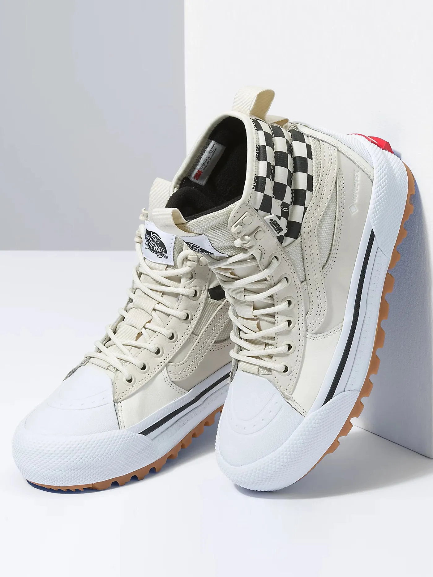 Sk8-Hi GORE-TEX-3 (CHK) True White/Black Boots